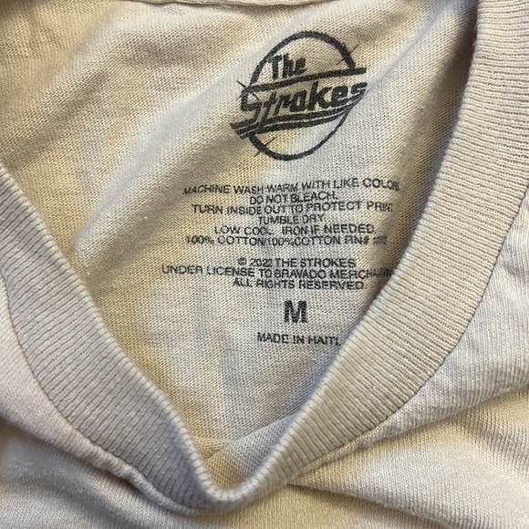 The Strokes Mac Demarco Barclays center T Shirt - Picture 2 of 3